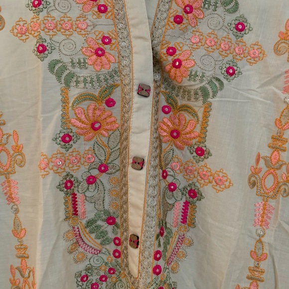 Limelight embroidered cotton Pakistani suit - Picture 3 of 8
